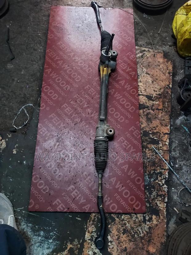 Steering Rack Toyota Belta - main view