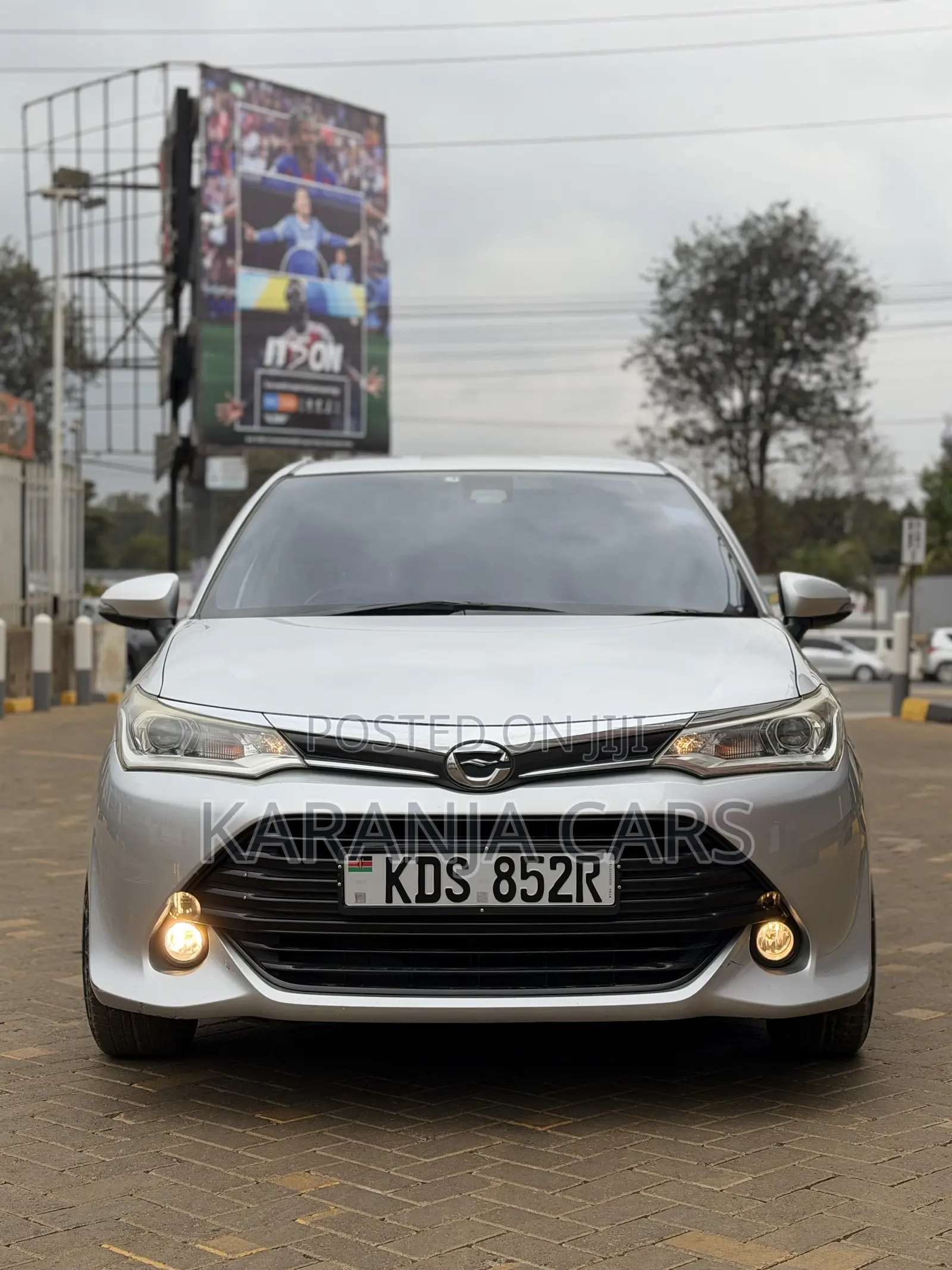 Toyota Axio 1.5 G 2WD 2017 Silver