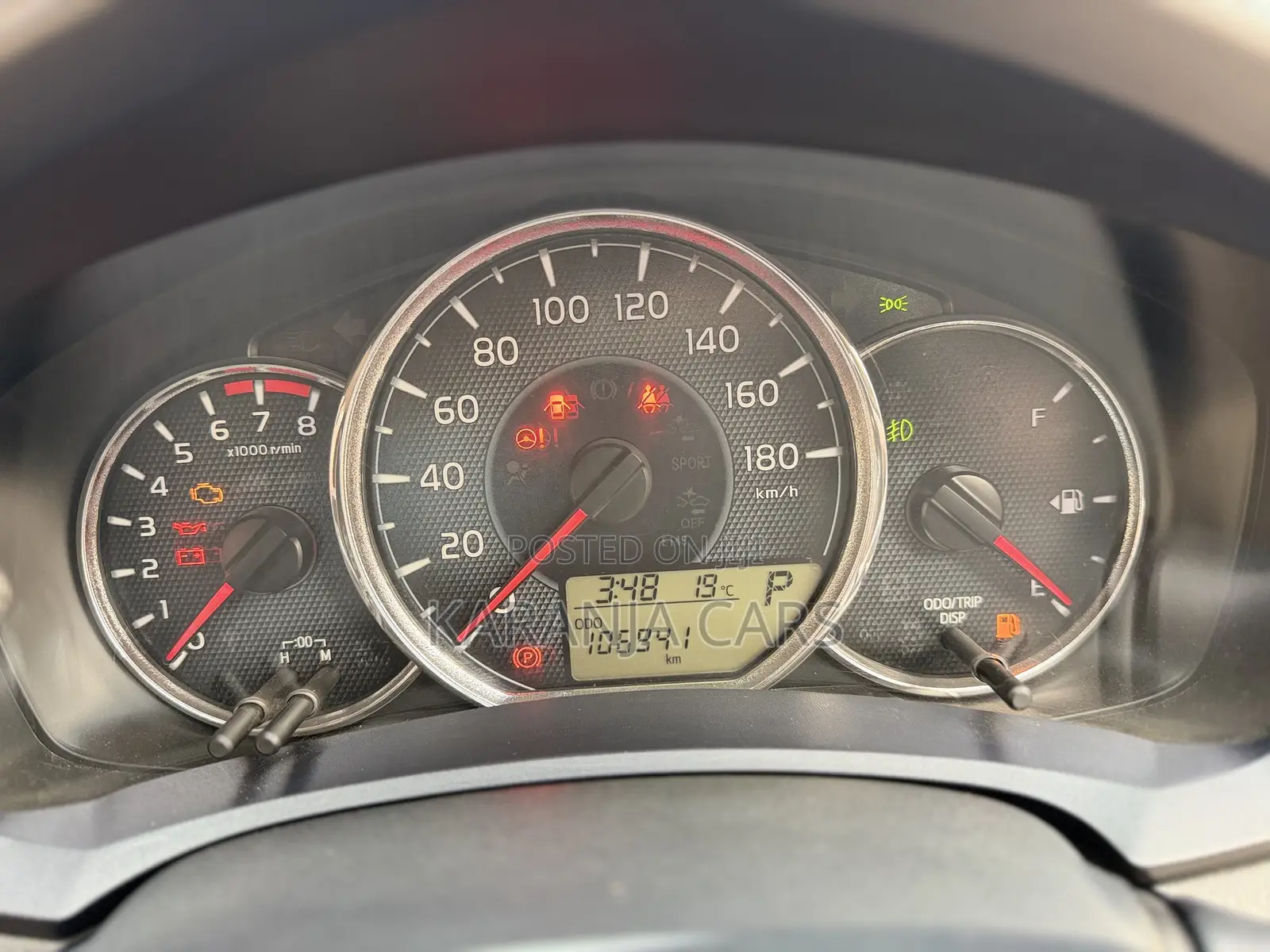 Toyota Axio 1.5 G 2WD 2017 Silver
