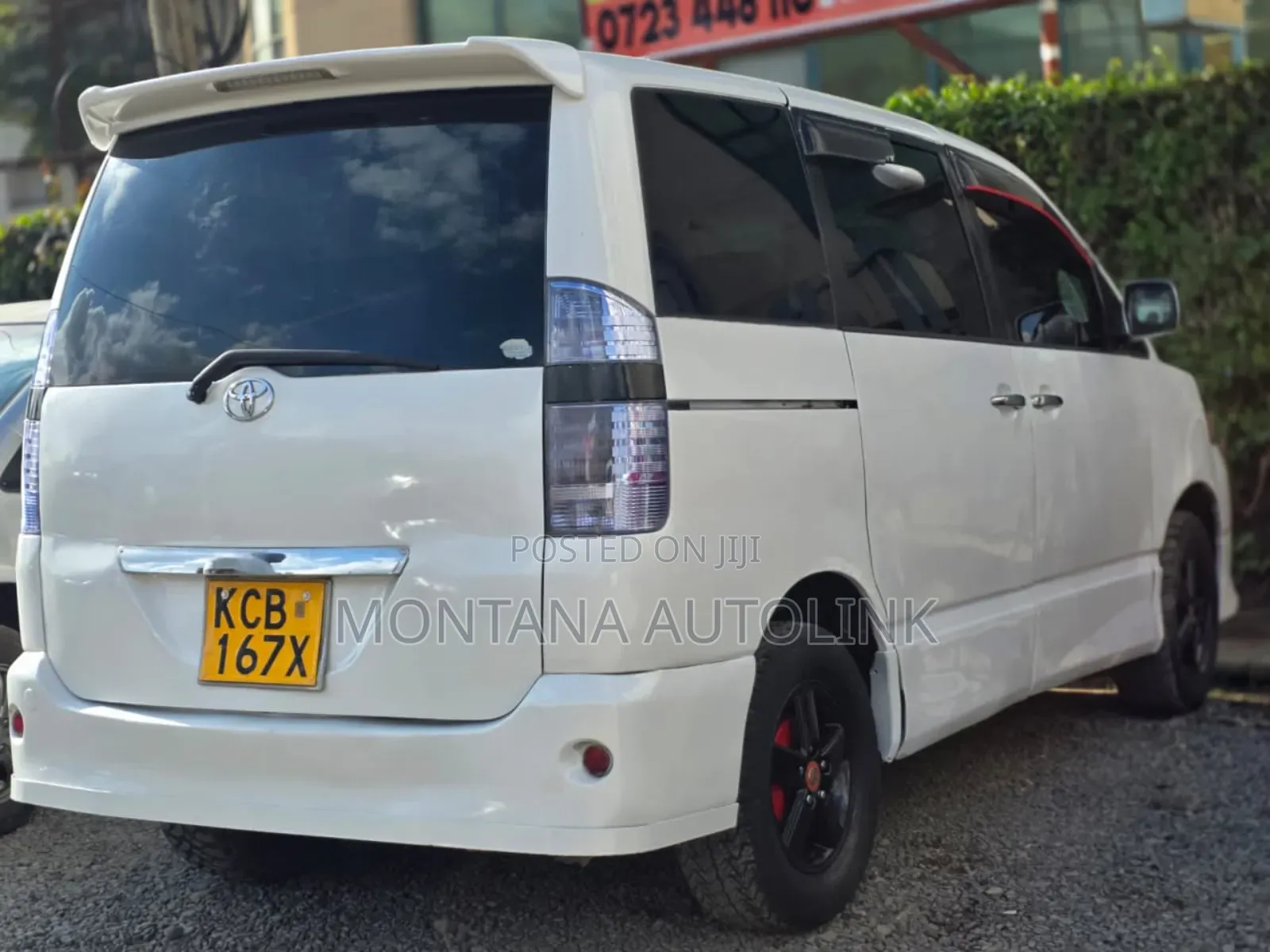 Toyota Voxy ZS 2WD 8-Seater 2007 Pearl