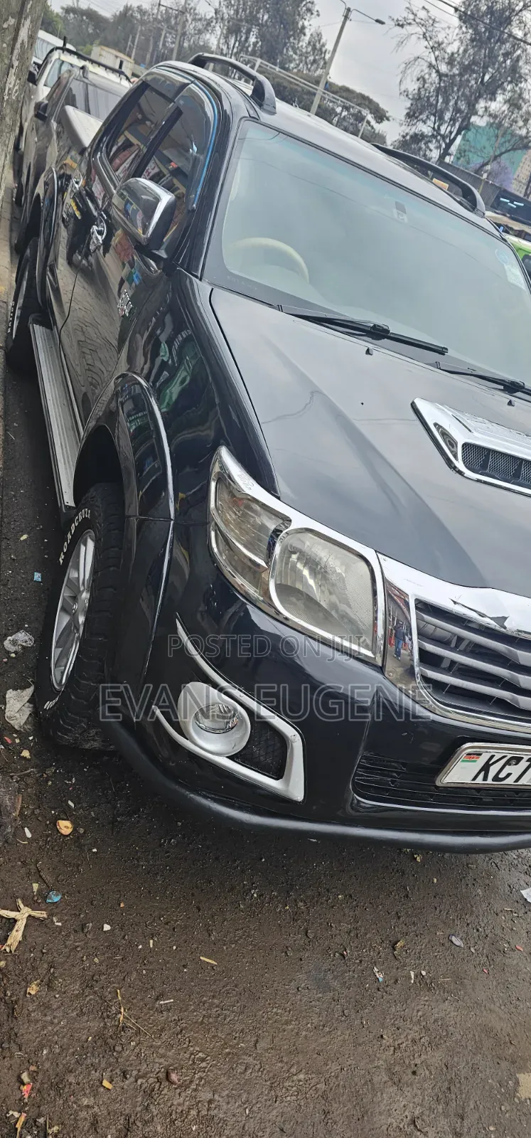 Toyota Hilux 2012 Black