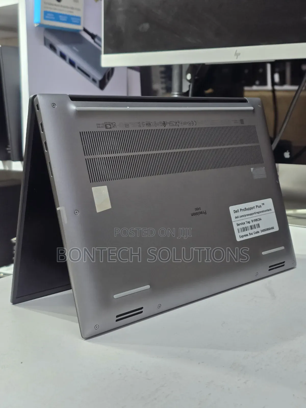 Laptop Dell Precision 5490 32GB Intel Core Ultra 9 SSD 1T