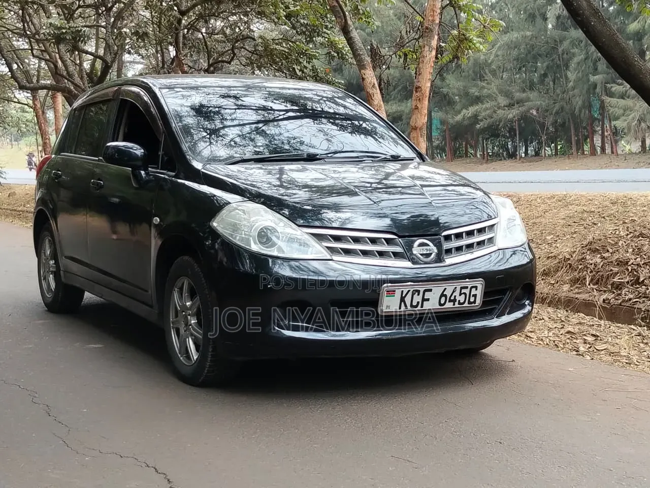 Nissan Tiida 2009 Black