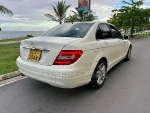 Mercedes-Benz C200 2012 White