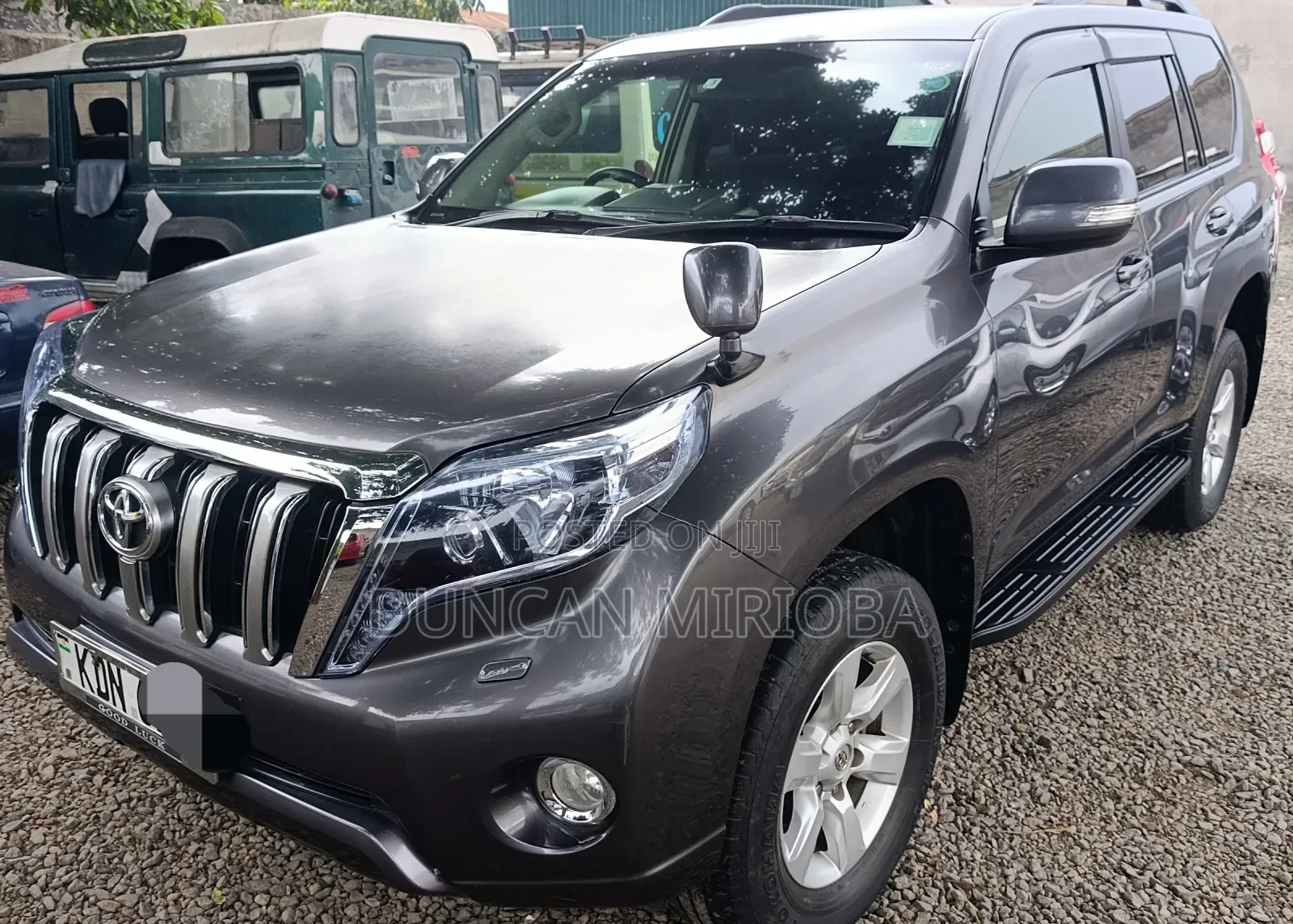 Toyota Land Cruiser Prado 2017 Gray