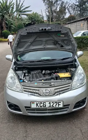 Nissan Note 2010 Silver