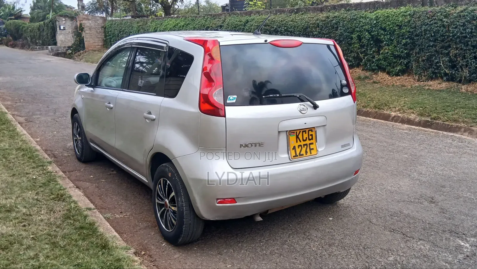 Nissan Note 2010 Silver