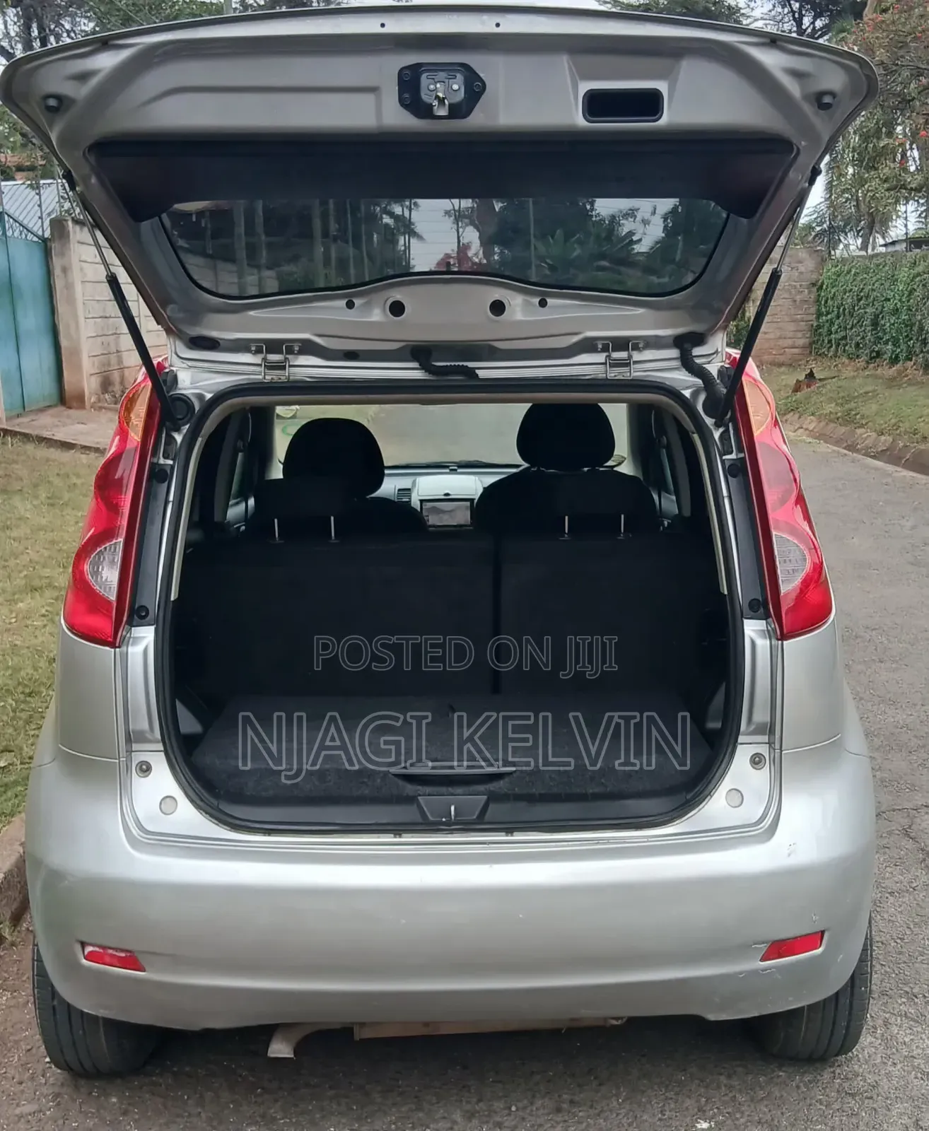Nissan Note 2010 Silver