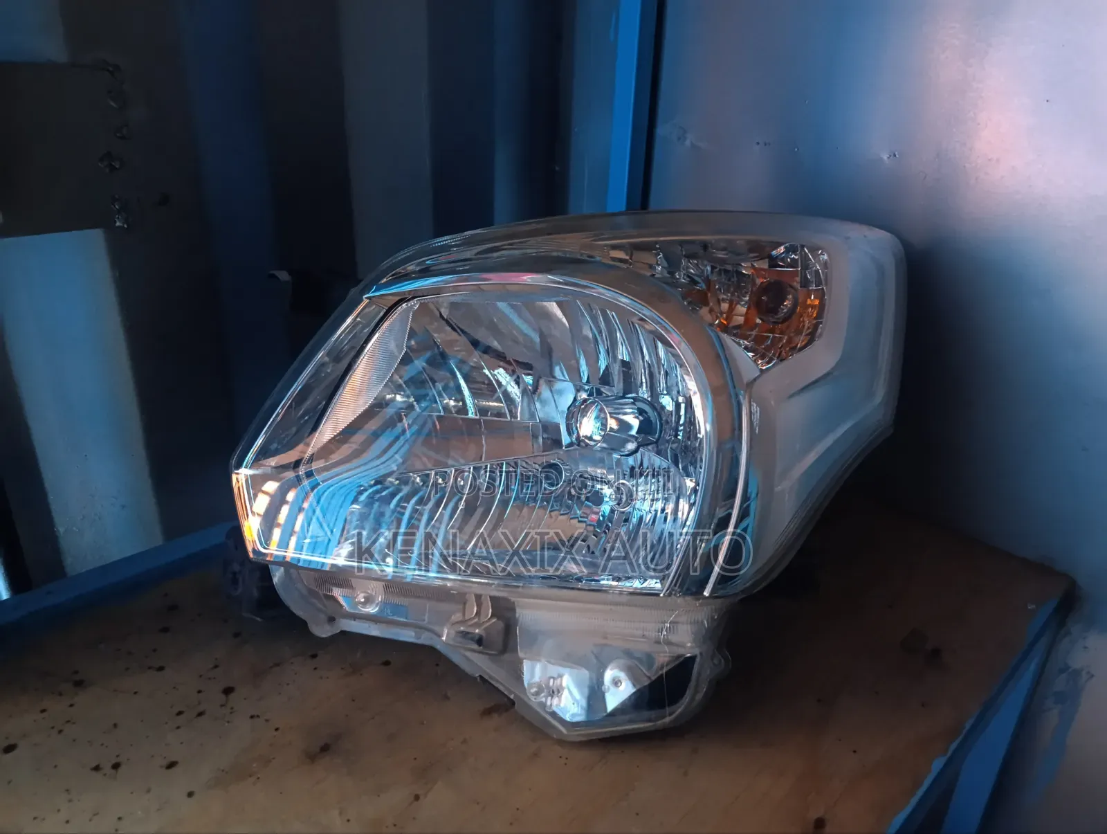 Spacia Non-Xenon Headlight