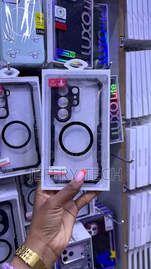 Xundd Magnetic Clear Phone Case With a Black for the Tecno Camon 50
