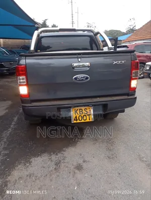 Ford Ranger Wildtrak 2012 Gray