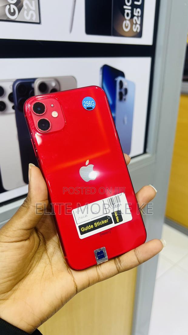 Apple iPhone 11 256 GB Red - main view