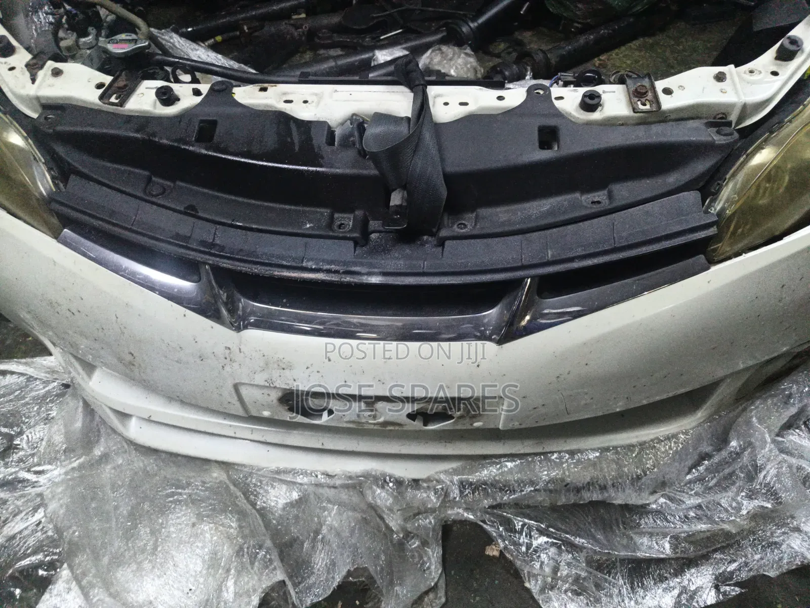 Toyota Wish Nosecut