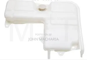 Wiper Washer Tank for Mitsubishi Fuso Fighter