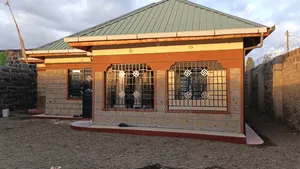 3bdrm Mansion in Pipeline Meeting, Nakuru Town East for sale