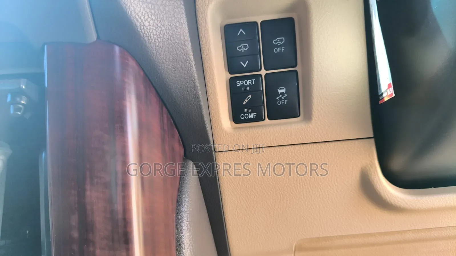 Toyota Land Cruiser Prado 2016 White
