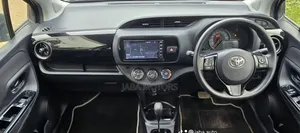 Toyota Vitz 2019 Silver