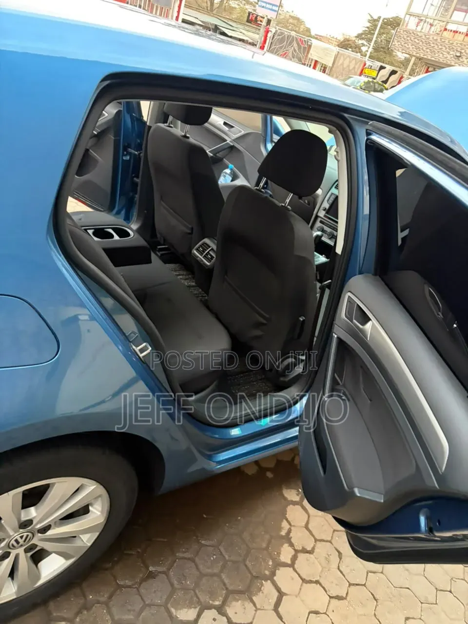 Volkswagen Golf 2016 Blue