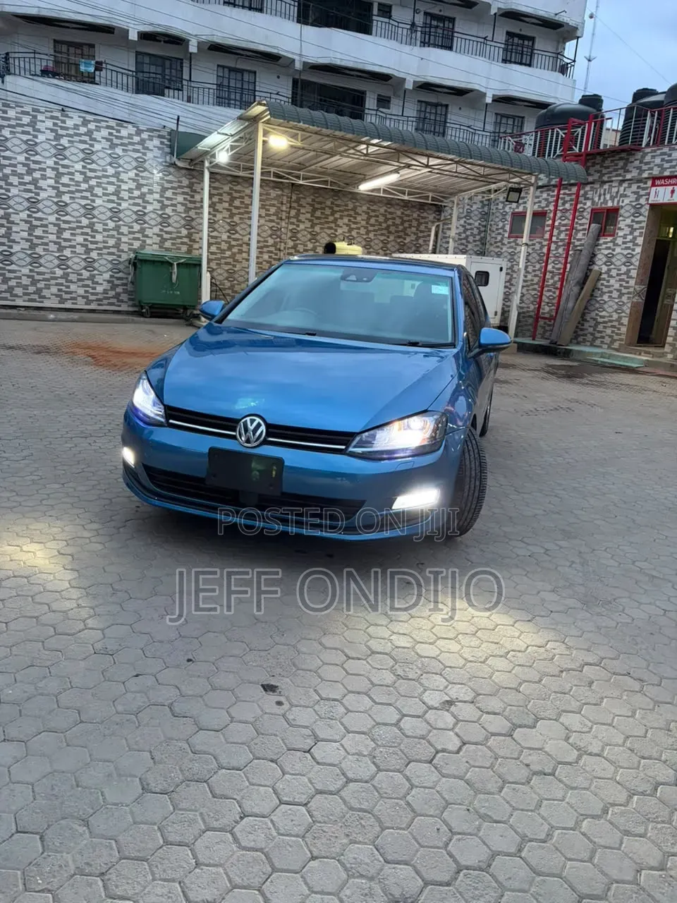 Volkswagen Golf 2016 Blue