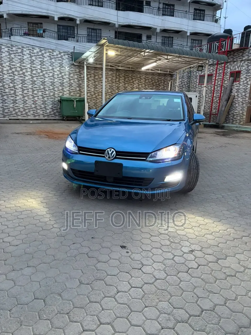 Volkswagen Golf 2016 Blue