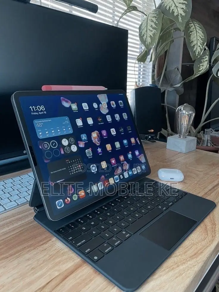 New Laptop Microsoft 16GB Qualcomm Snapdragon X Plus SSD 512GB
