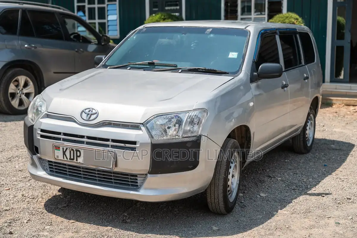 Toyota Succeed 2017 Silver
