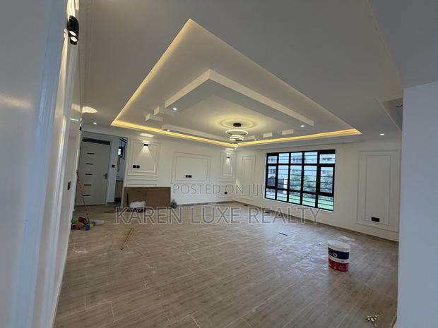 5bdrm Villa in Karen for rent