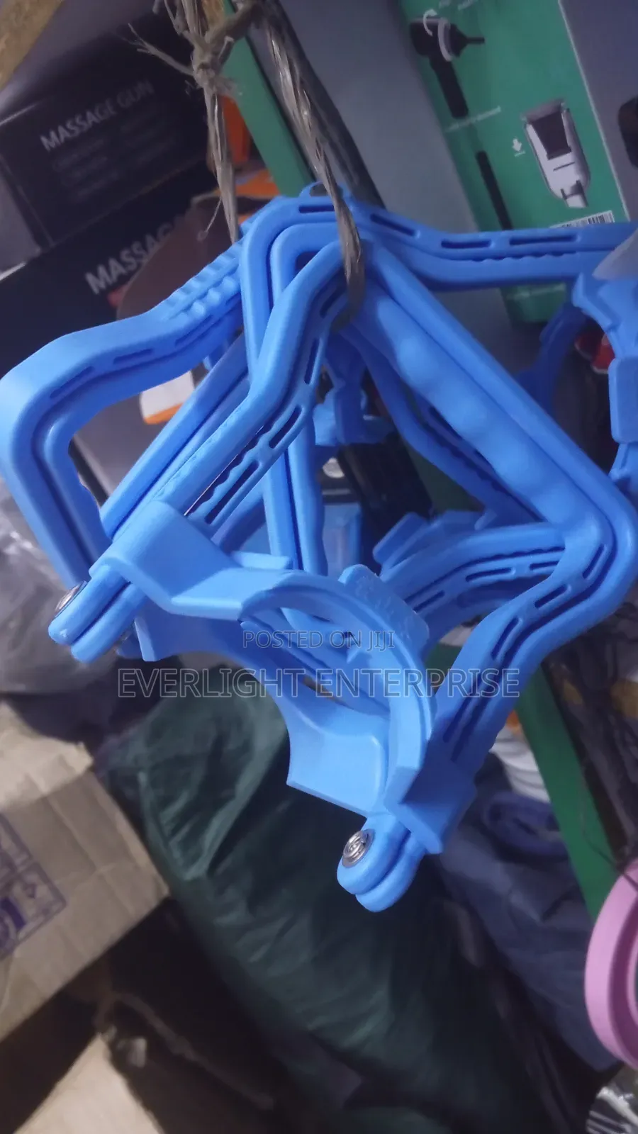 Available Bottle Lifter