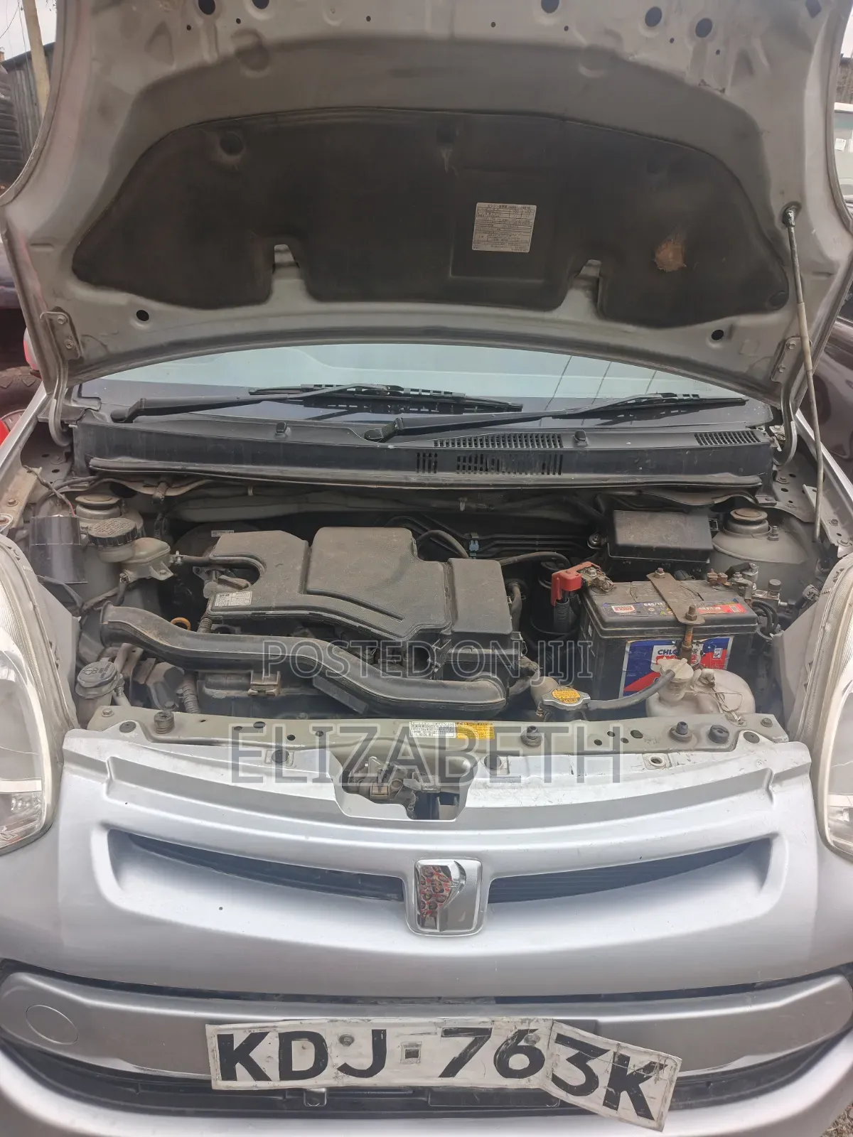 Toyota Passo 2015 Silver