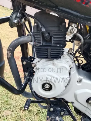 Bajaj Boxer 150 UG 2025 Black