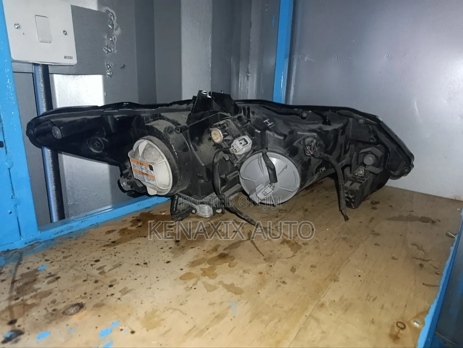 Insight Xenon Headlight