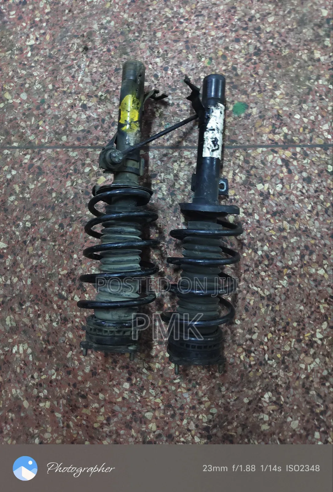 Mazda Demio Dy/Verisa Shocks