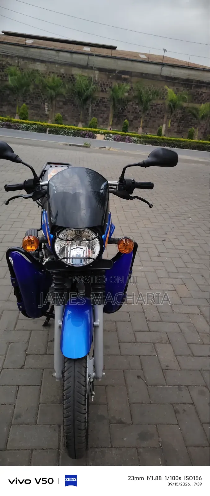 Bajaj Boxer 125 2026 Blue