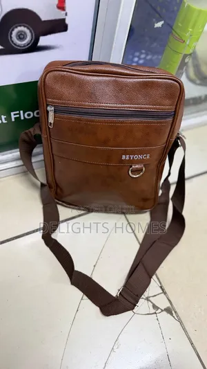 Big Leather Compact Side Bag-Yu