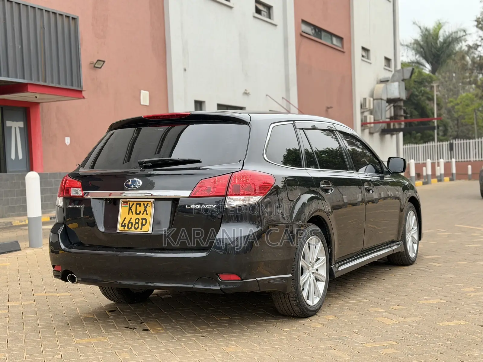Subaru Outback 2.5i Limited 2012 Black