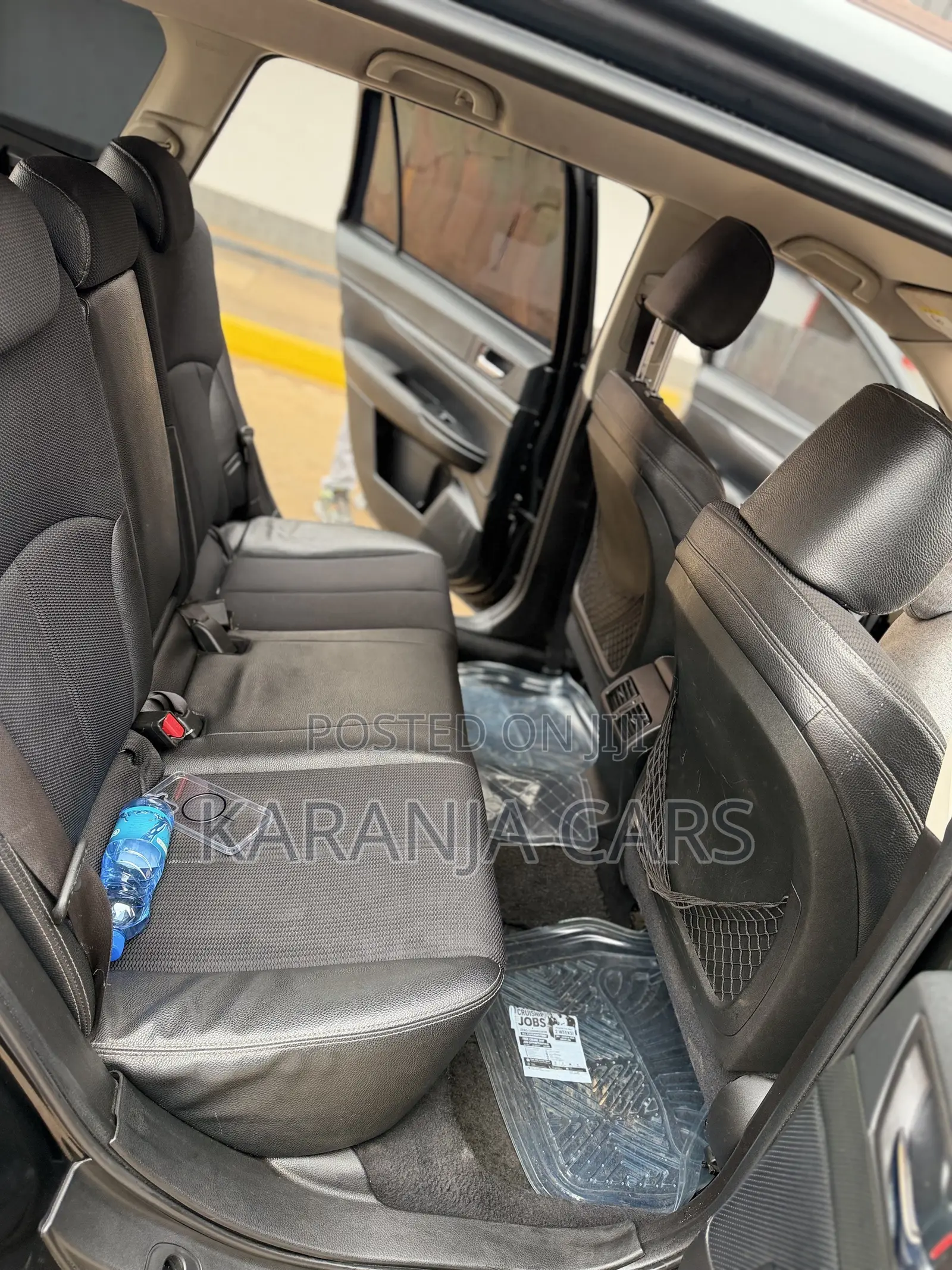 Subaru Outback 2.5i Limited 2012 Black