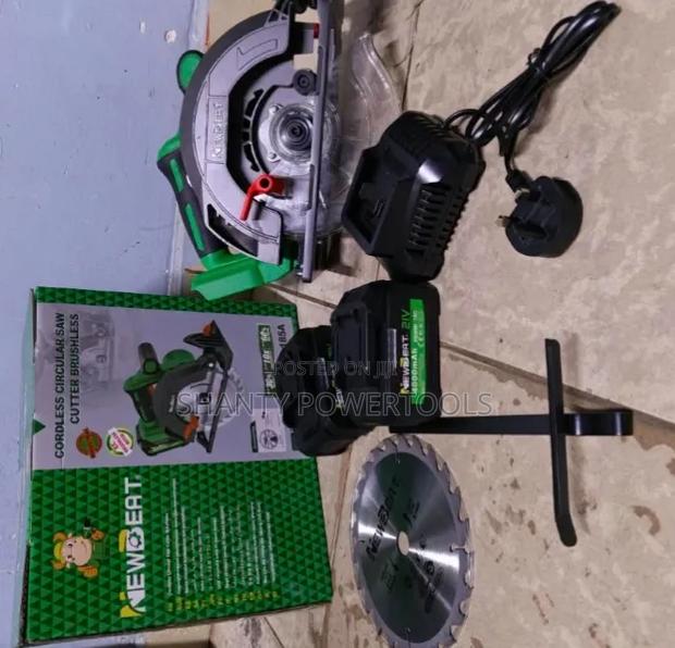 21v Newbeat Circular Saw