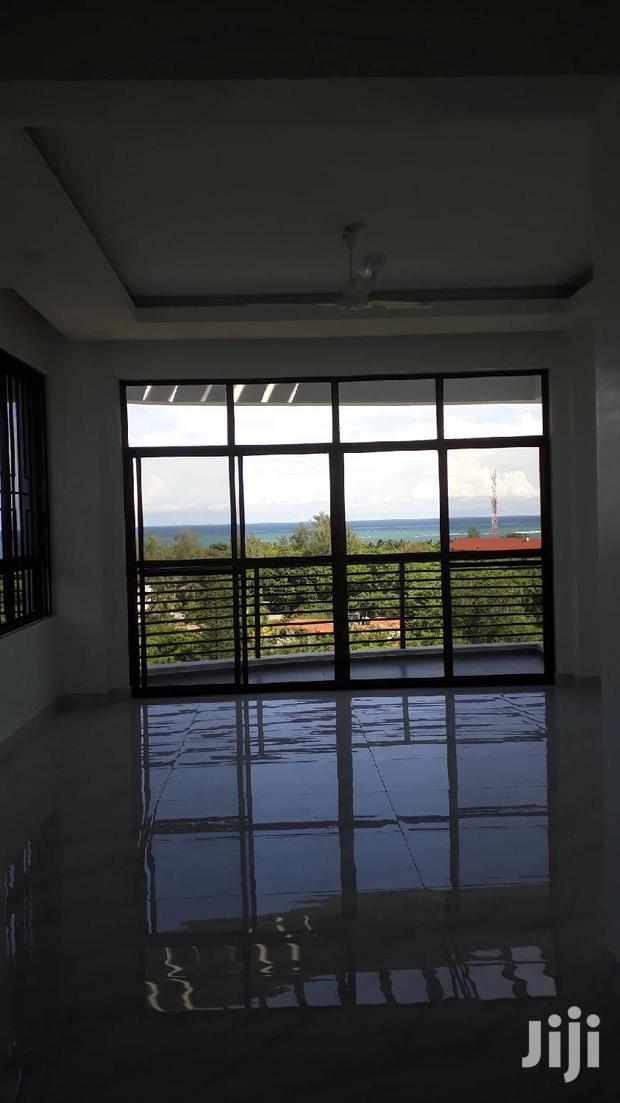4 Bedrooms Duplex For Sale - thumbnail 3