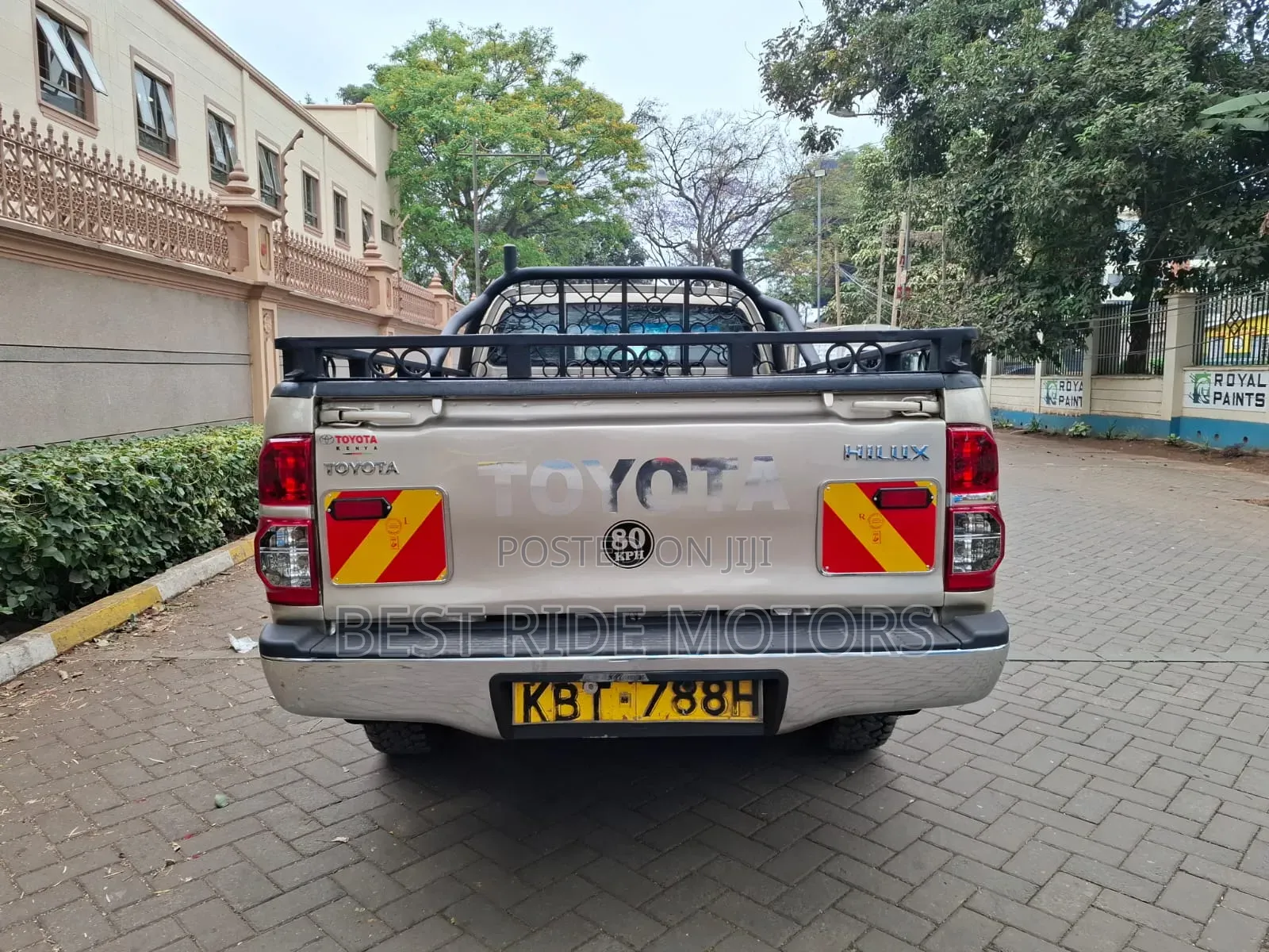 Toyota Hilux 2012 Beige