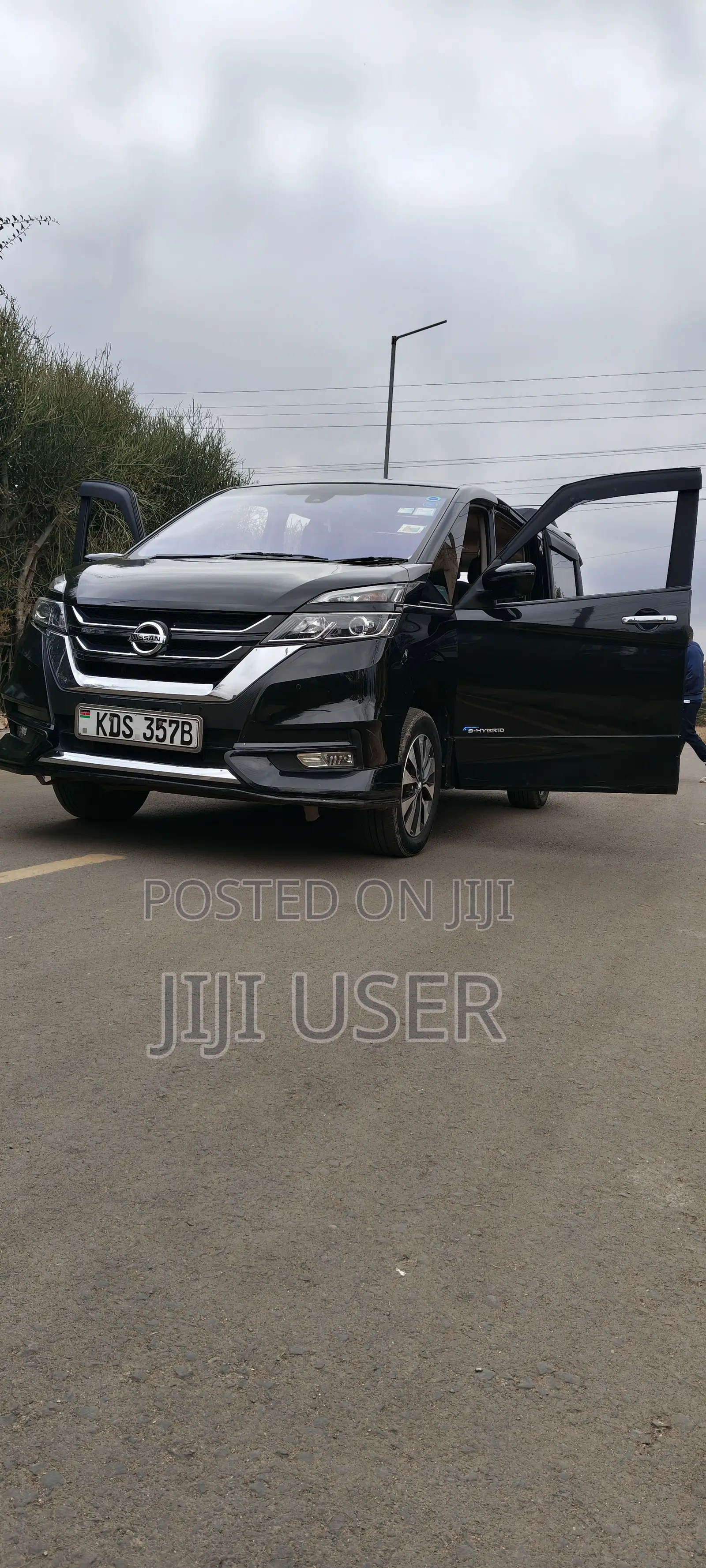 Nissan Serena 2018 Black