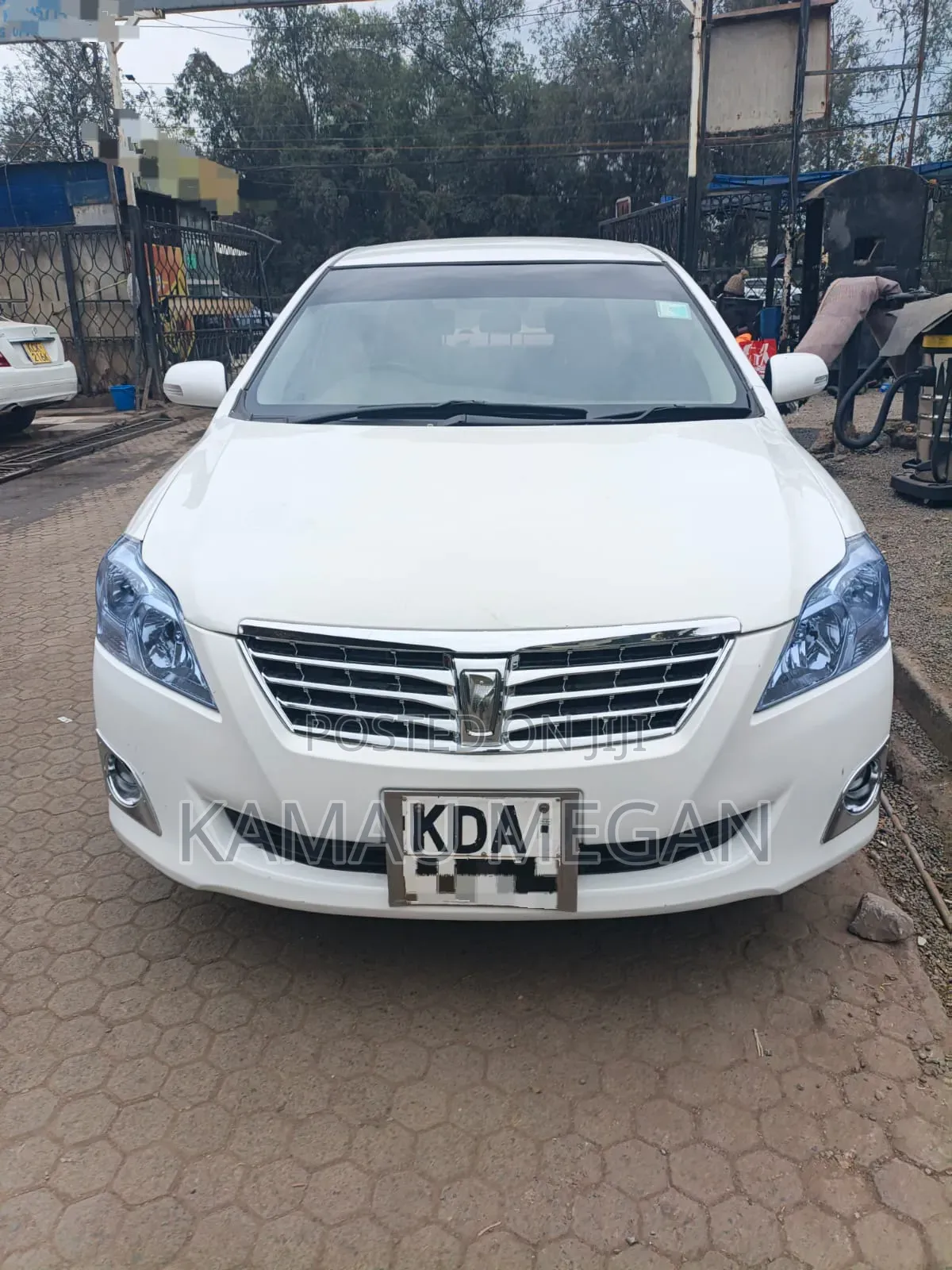 Toyota Premio 2014 Off white