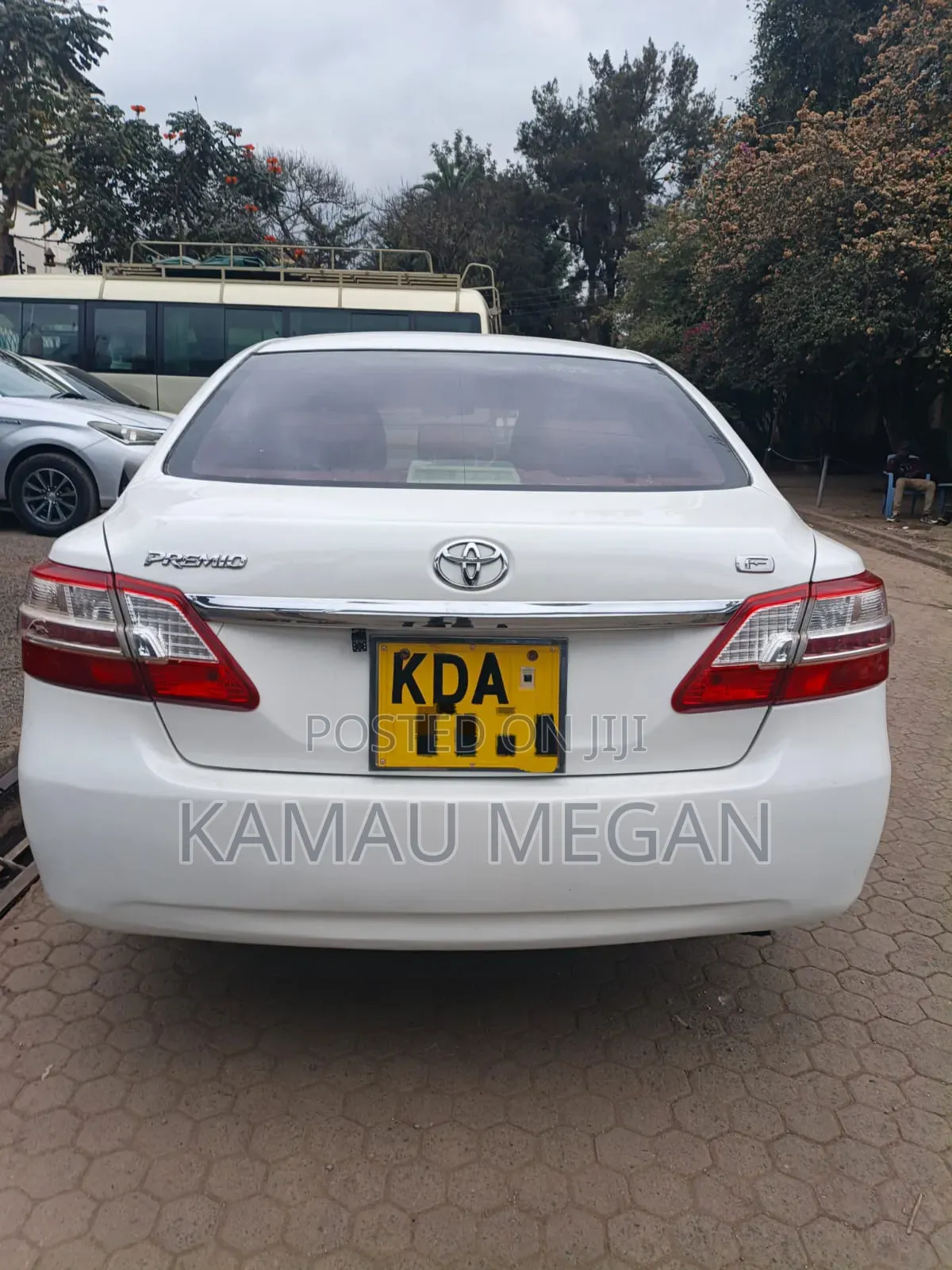 Toyota Premio 2014 Off white