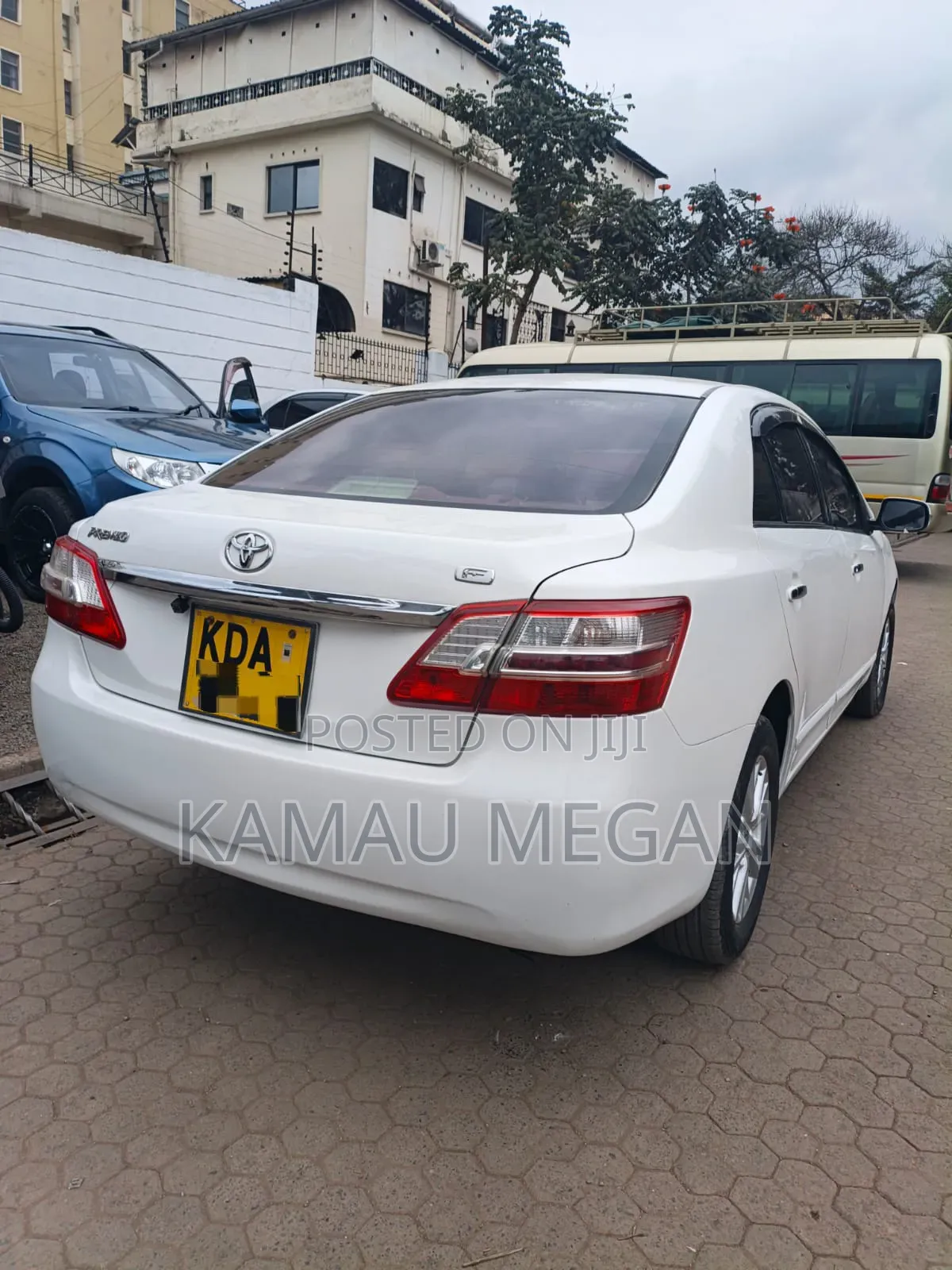 Toyota Premio 2014 Off white
