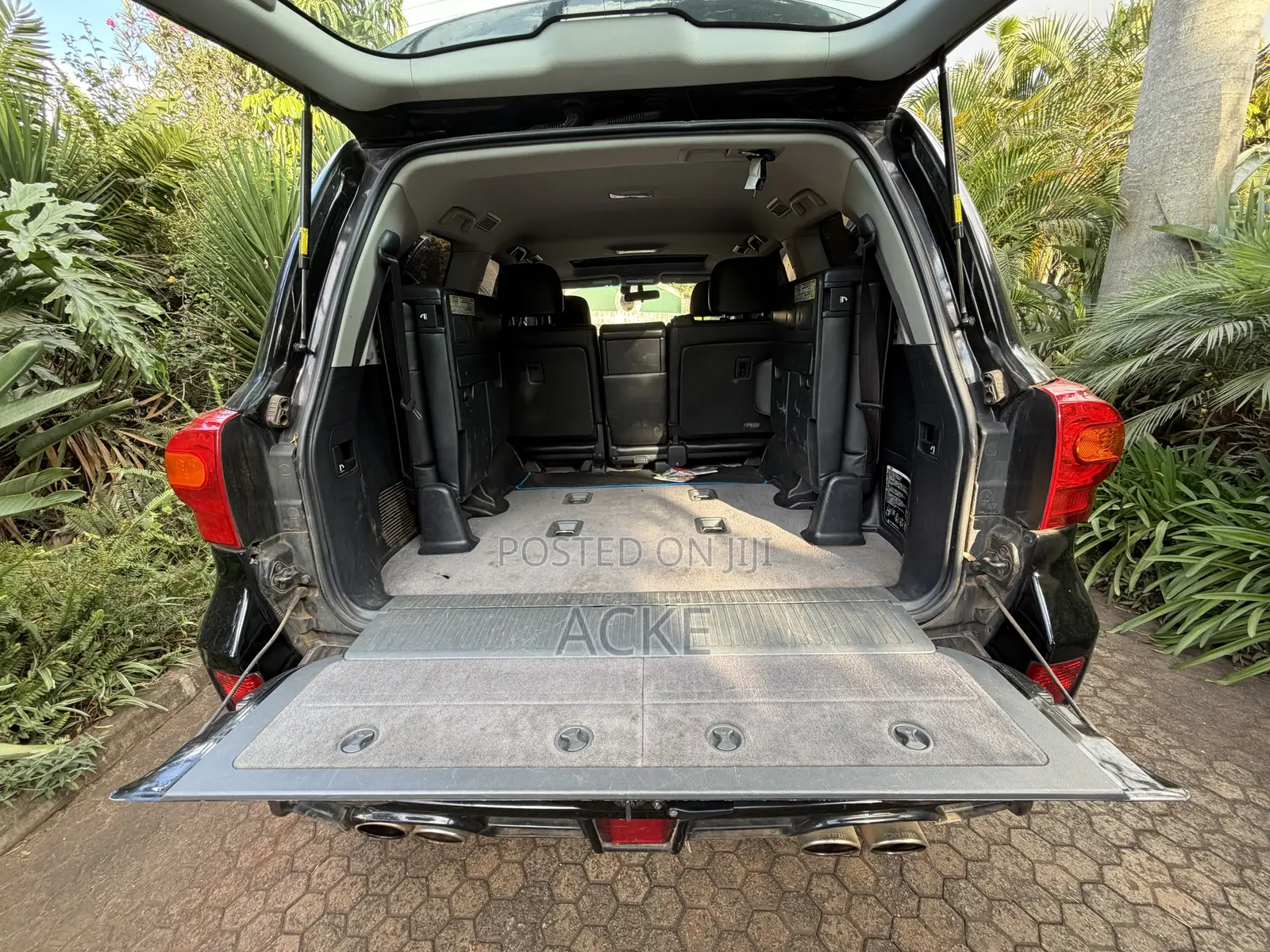 Toyota Land Cruiser 4.6 V8 ZX 2015 Black