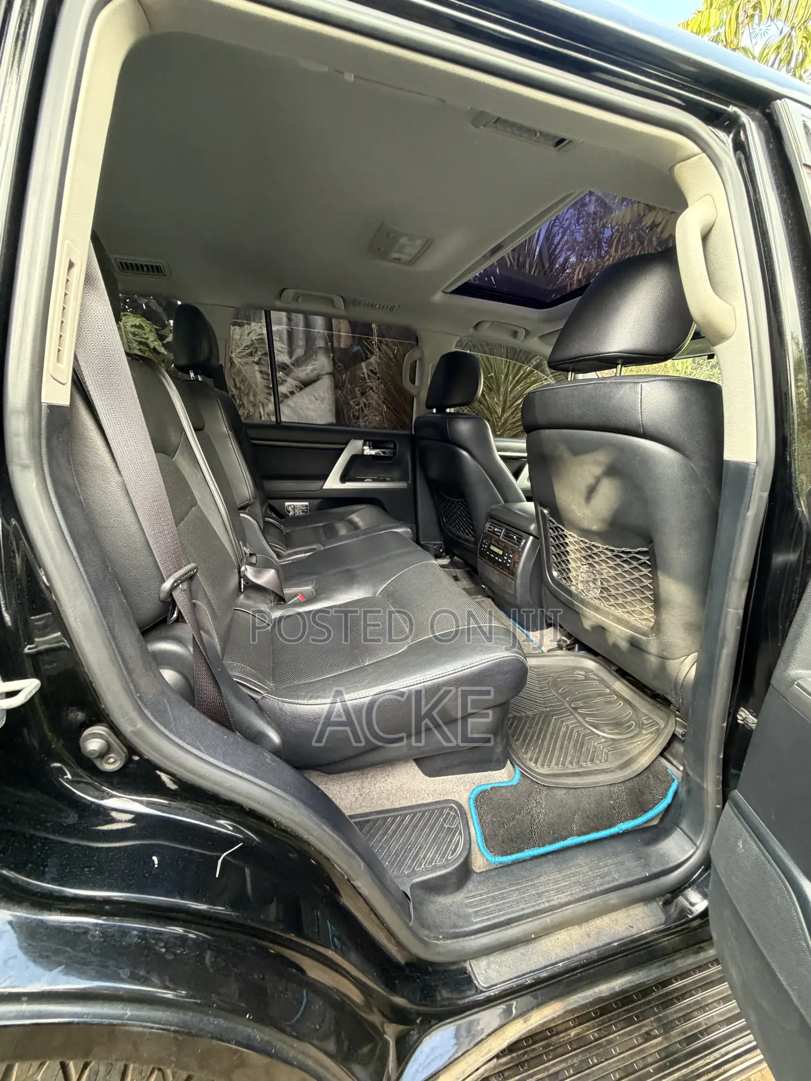 Toyota Land Cruiser 4.6 V8 ZX 2015 Black