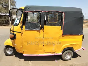 Piaggio Scooter 2019 Yellow