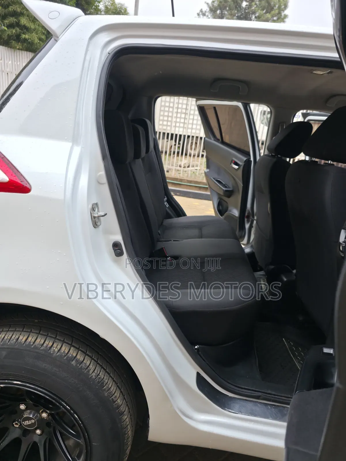 Suzuki Swift 2013 White