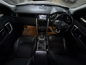 Land Rover Discovery Sport 2019 Silver