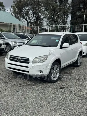 Toyota RAV4 2008 White