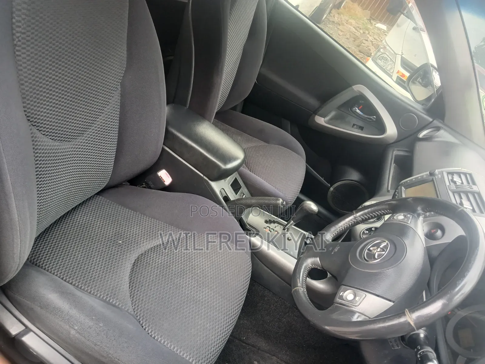 Toyota RAV4 2008 White